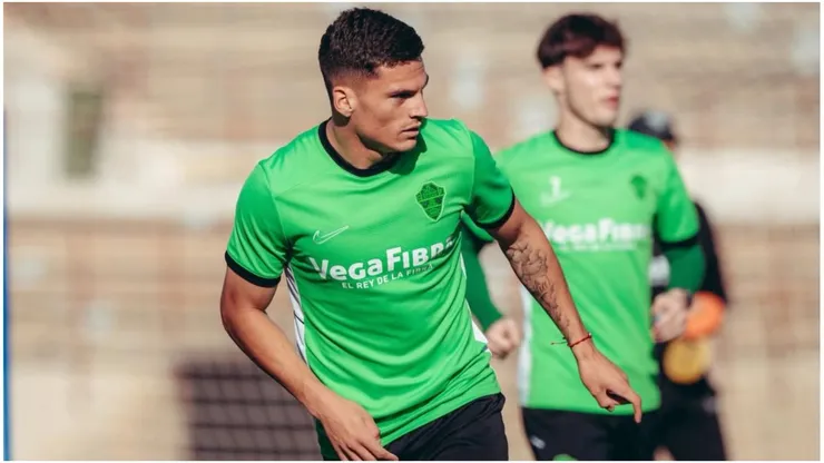 Lucas Cepeda enloquece a todos en España y se prepara para su debut