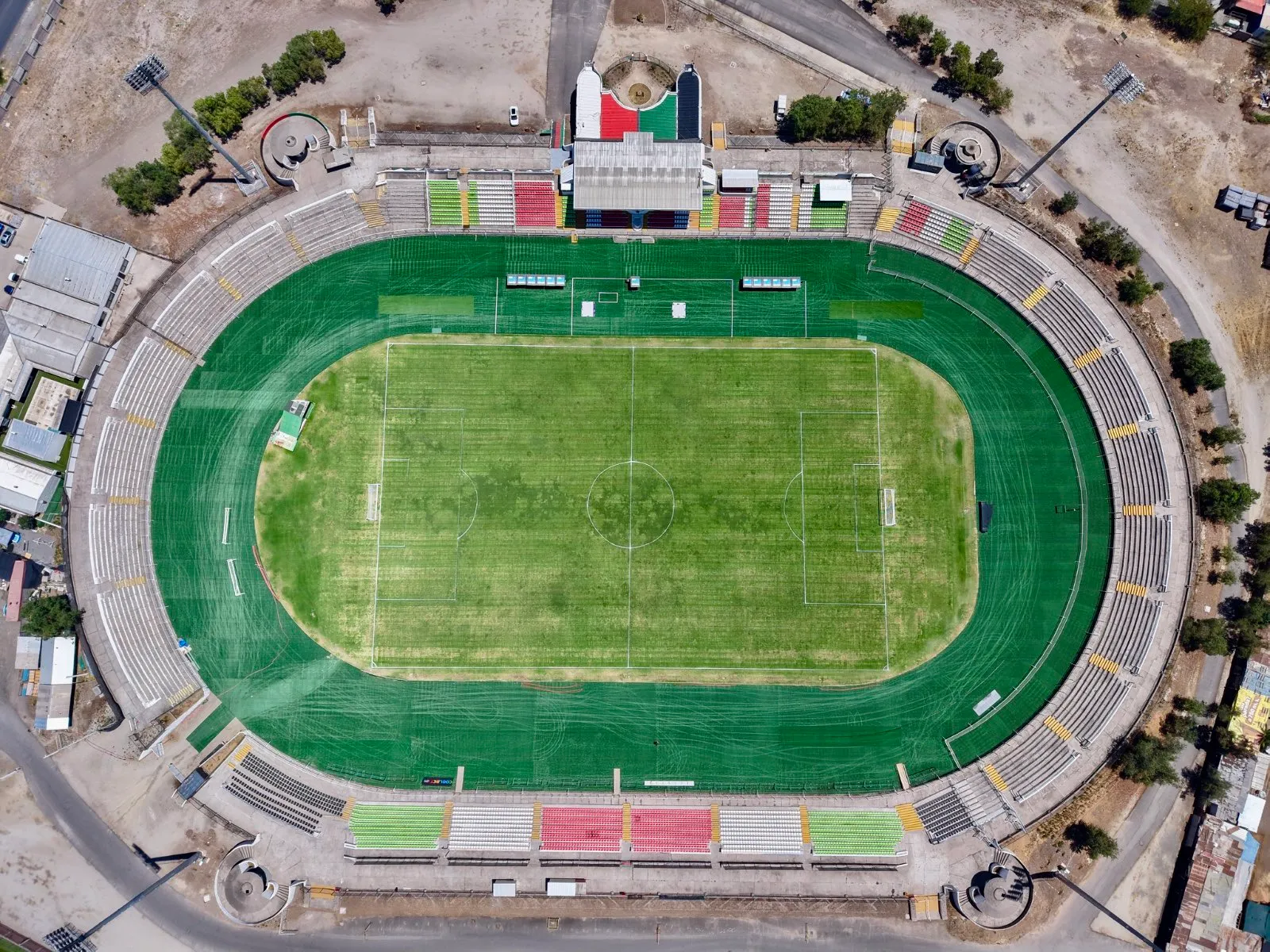 Así quedó tras los arreglos el Estadio Municipal de La Cisterna. (Foto: @CDPalestinoSADP)