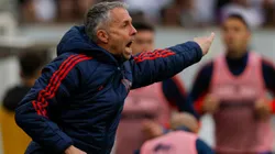 Gustavo Álvarez podría dirigir a un ex Universidad de Chile