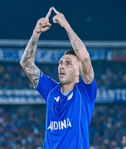 Gustavo Álvarez puede reencontrarse con el Tucu Contreras