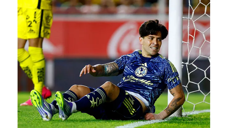 Colo Colo desiste de Víctor Dávila.