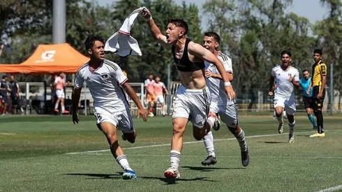 Vicente Martínez asoma como la gran sorpresa de Colo Colo frente a Deportes Limache (Foto: Photosport)
