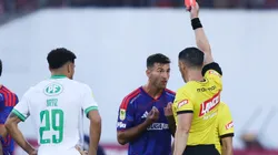 La U igualó con Audax Italiano con nueve hombres.