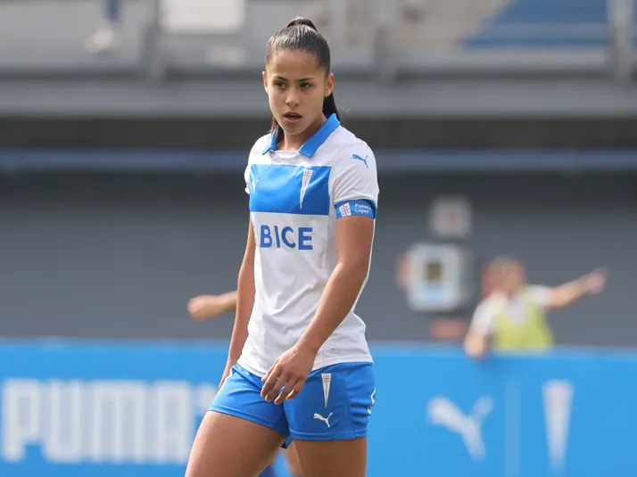 Jugadora de la UC envuelta en polémicas por inédita situación