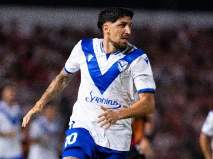 Diego Valdés se llena de aplausos en su actuación frente a Independiente