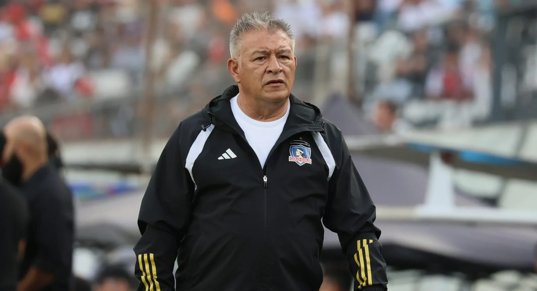 Claudio Borghi aconseja a Javier Correa.