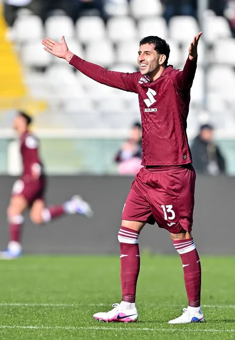 Guillermo Maripán volvió a la titularidad en Torino