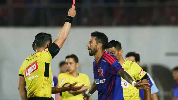 Juan Martín Lucero fue castigado luego de la expulsión ante Audax Italiano.