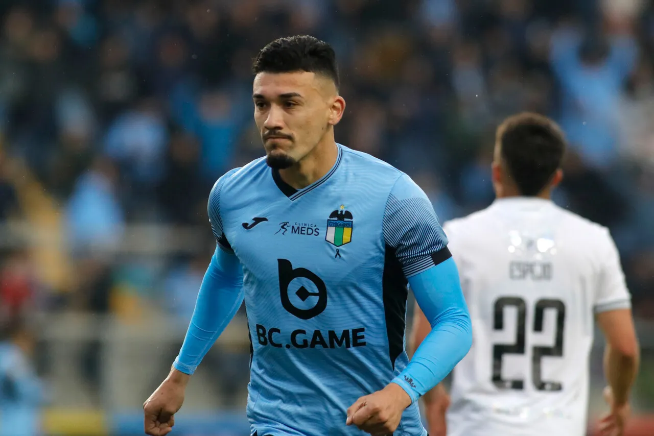 Arnaldo Castillo tiene como gran sueño ponerse la camiseta de La Roja (Foto: Photosport)