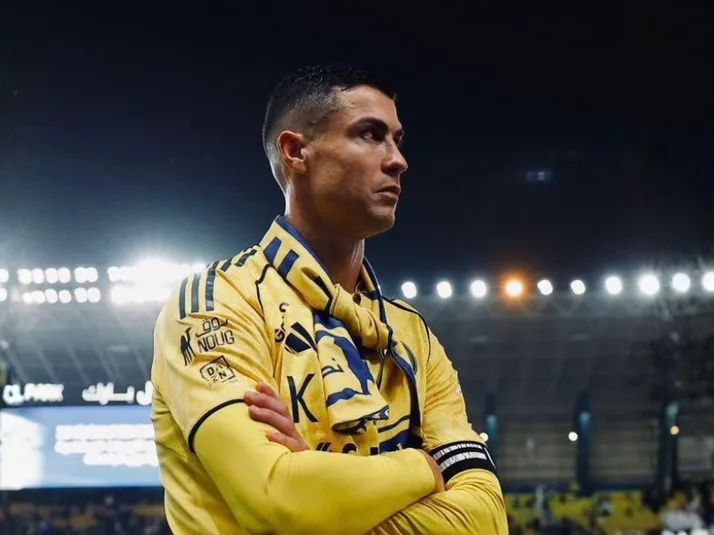 Ex jugador de Al-Nassr revela que lo echaron por opacar a Cristiano Ronaldo