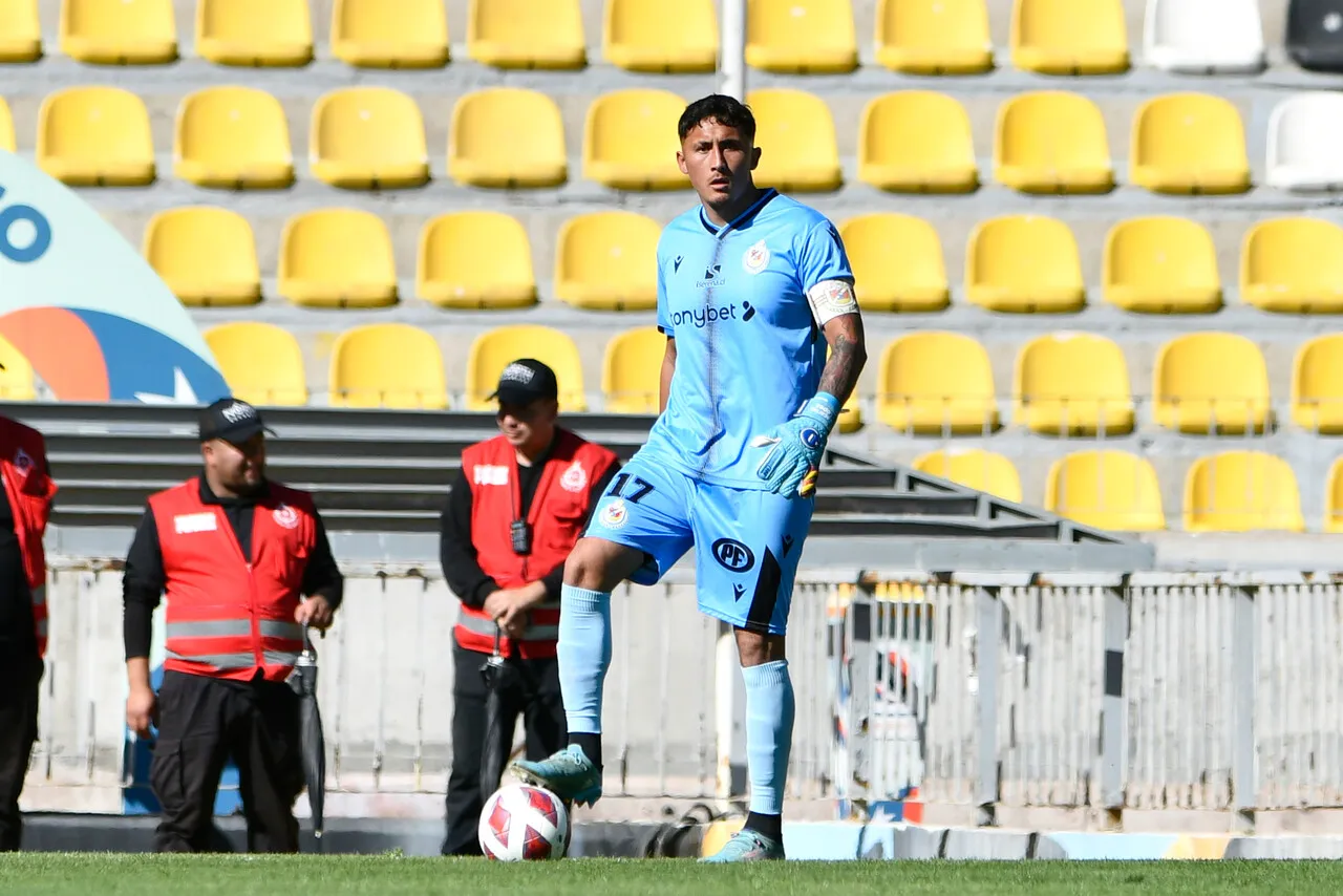 Zacarías López está muy cerca de ser nuevo portero de Deportes Iquique (Foto: Photosport)