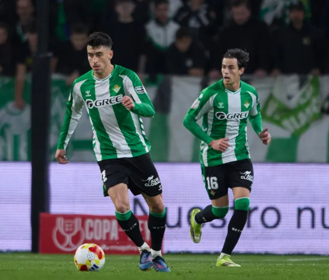 En esta temporada, los verdiblancos encajaron 5 goles con cada uno de los tres grandes de España (@Realbetis).