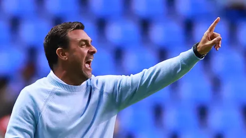 Pablo Guede no lo pasa bien desde su llegada a Alianza Lima (Photo by Hector Vivas/Getty Images)
