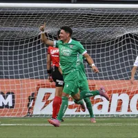 La emotiva postal en el partido de Audax Italiano: “Te amamos tus tatas”