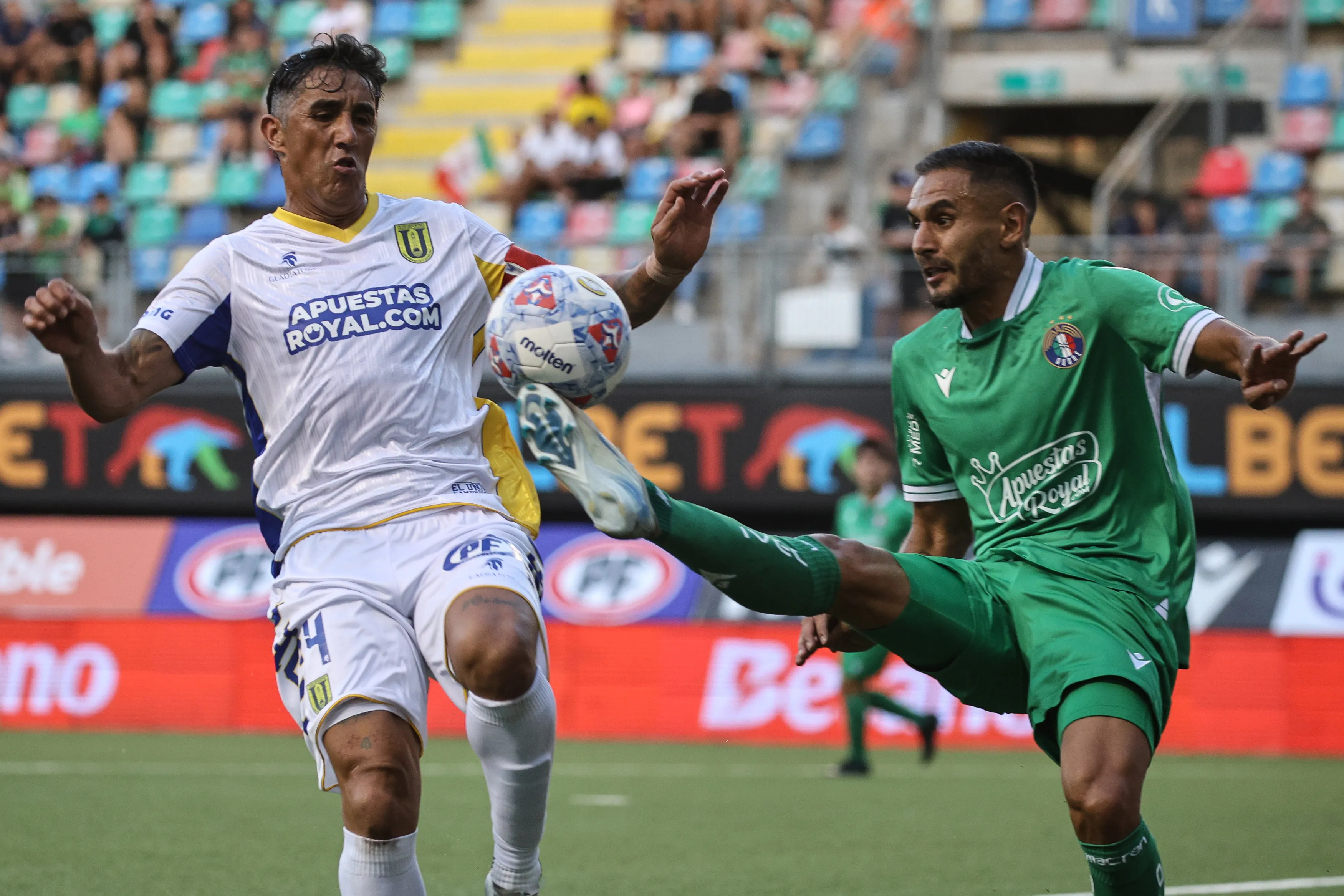 Federico Mateos la rompe en Audax Italiano