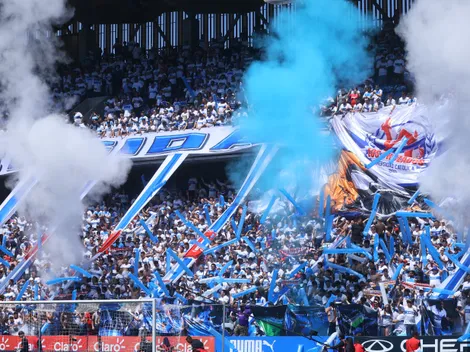 Universidad Católica lidera el ranking de abonos del fútbol chileno