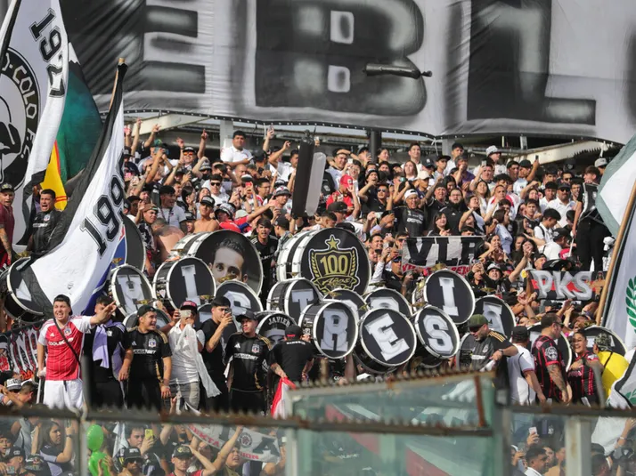 ¿El más popular? Colo Colo se desploma en el ranking de abonos