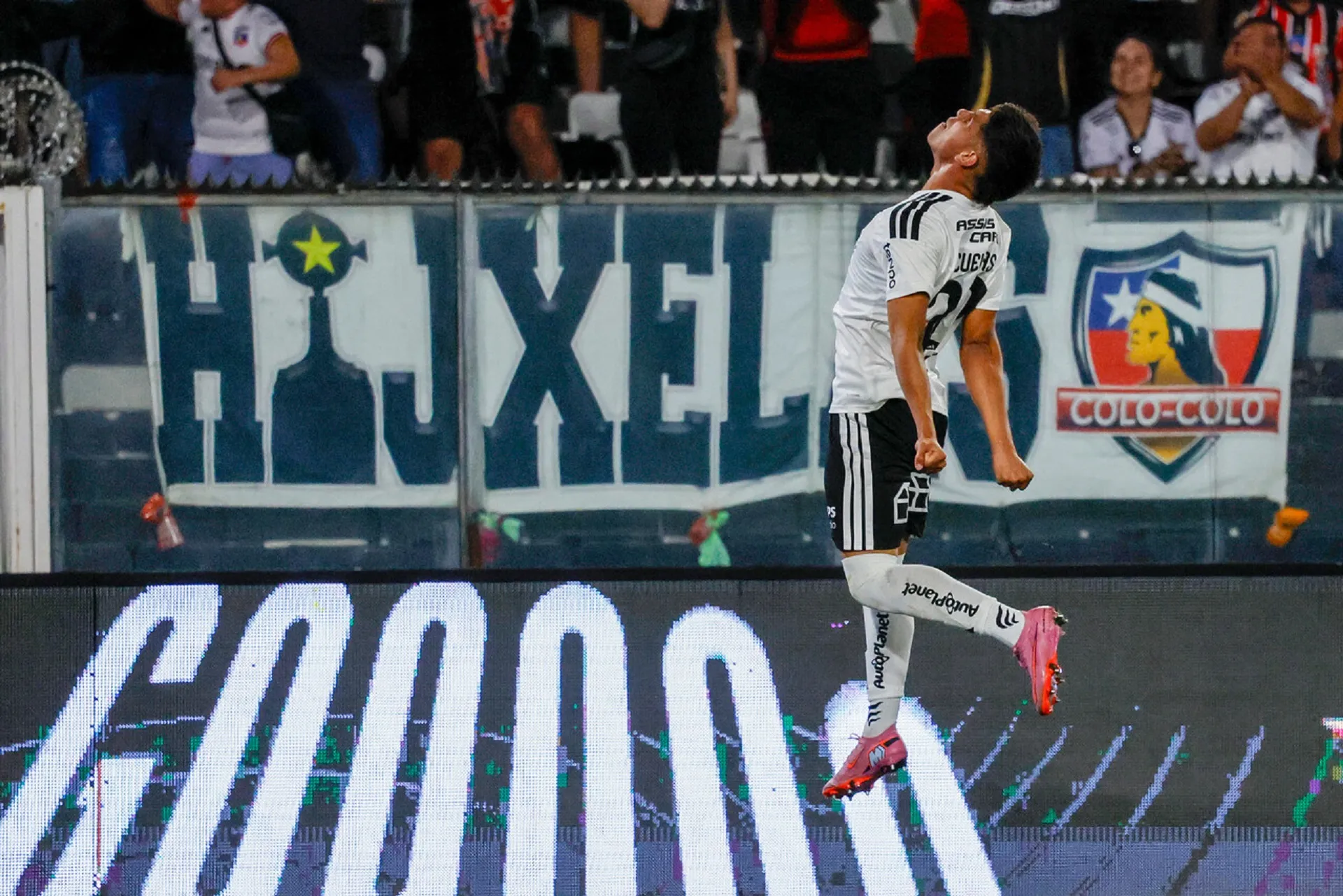 El canterano fue el héroe de la jornada tras abrir la cuenta en Macul.