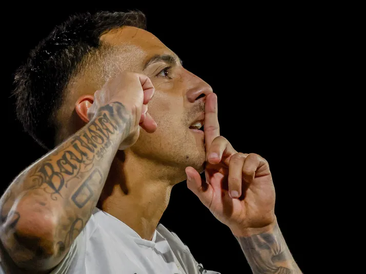 Javier Correa tuvo que dar explicaciones por su polémico festejo de gol