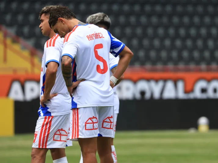 Hinchas de la U piden fuera a esta incorporación: "Vamos a terminar peleando el descenso..."