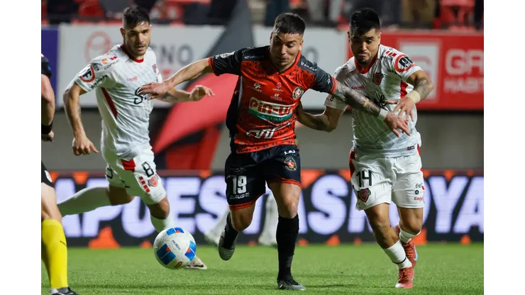 Ñublense recibe a Deportes Limache por la segunda fecha de la Liga de Primera 2026 (Foto: Photosport)