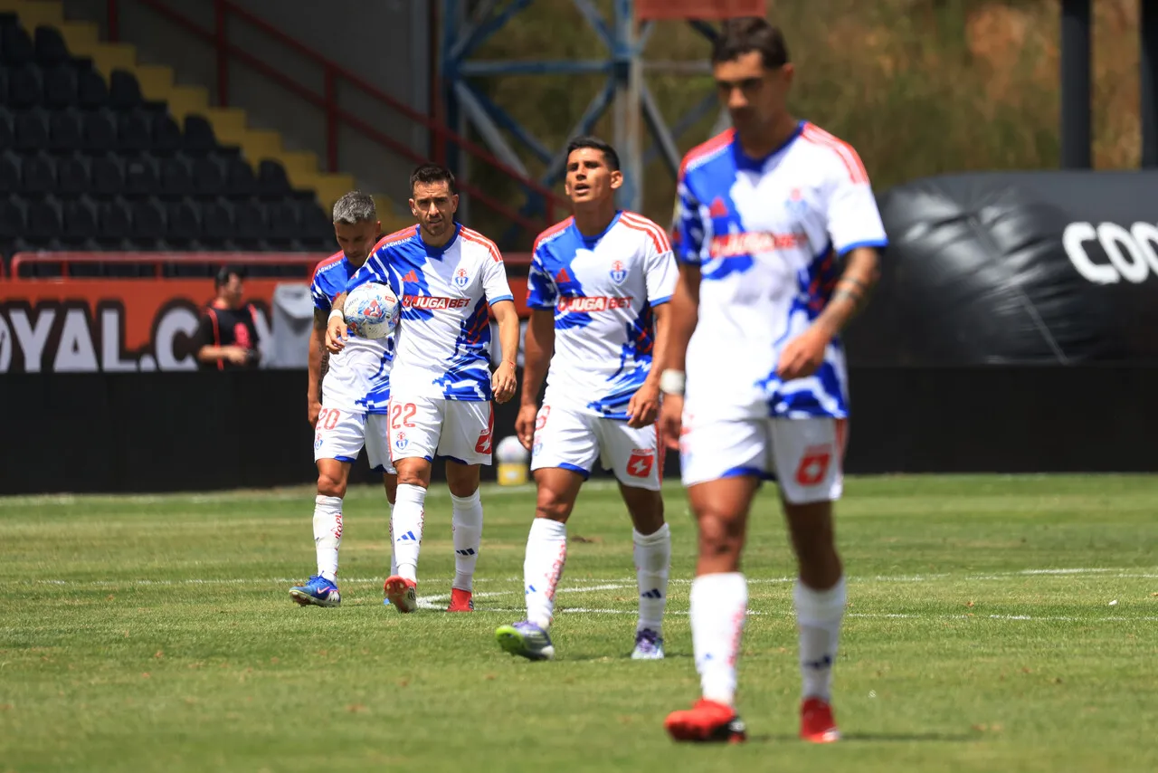 La U sigue sin saber de triunfos en la Liga de Primera 2026 (Photosport).