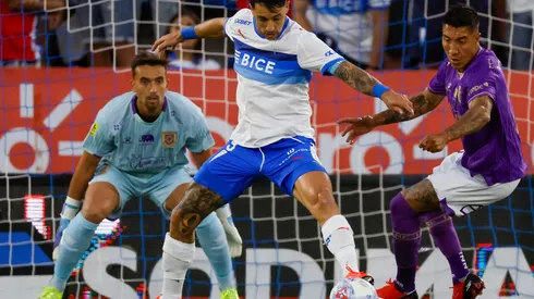 Los hinchas explotaron contra este jugador de la UC.

