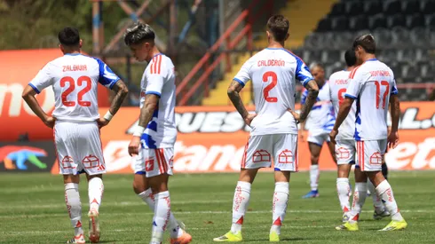 El periodista Juan Cristóbal Guarello apunta a este problema como el mal funcionamiento de la U.
