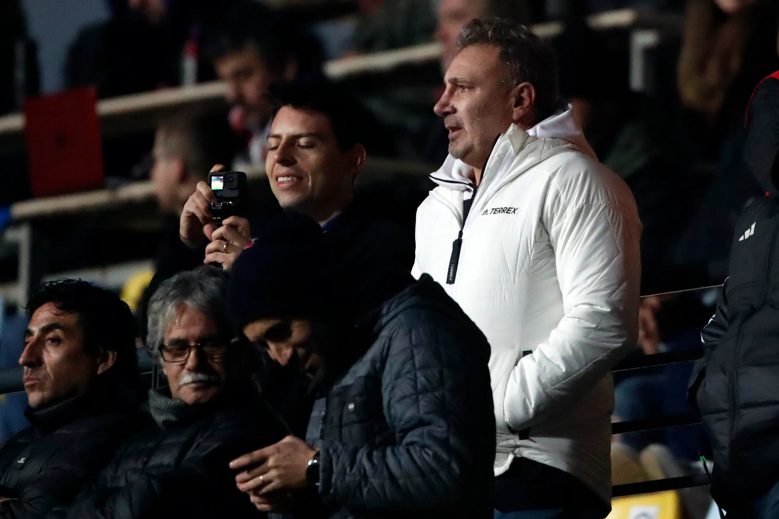 Marcelo Barticciotto defiende a Javier Altamirano