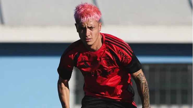 Colo Colo se liberará de Cristián Zavala. (Foto: @colocolooficial)