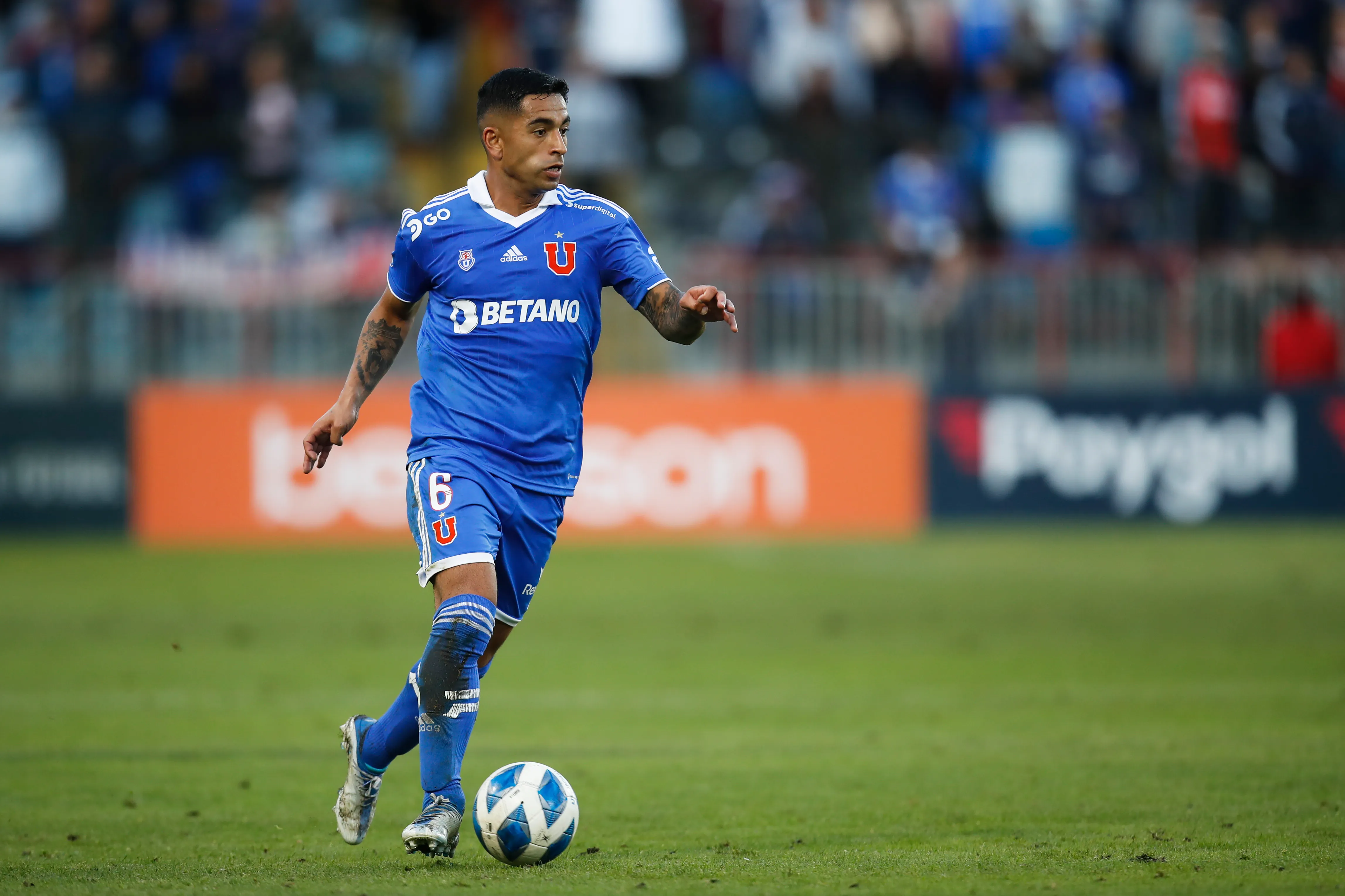 Yonathan Andía es nuevo jugador de Deportes Iberia. Pasó por Universidad de Chile entre 2021 y 2023. (Imagen: Photosport)