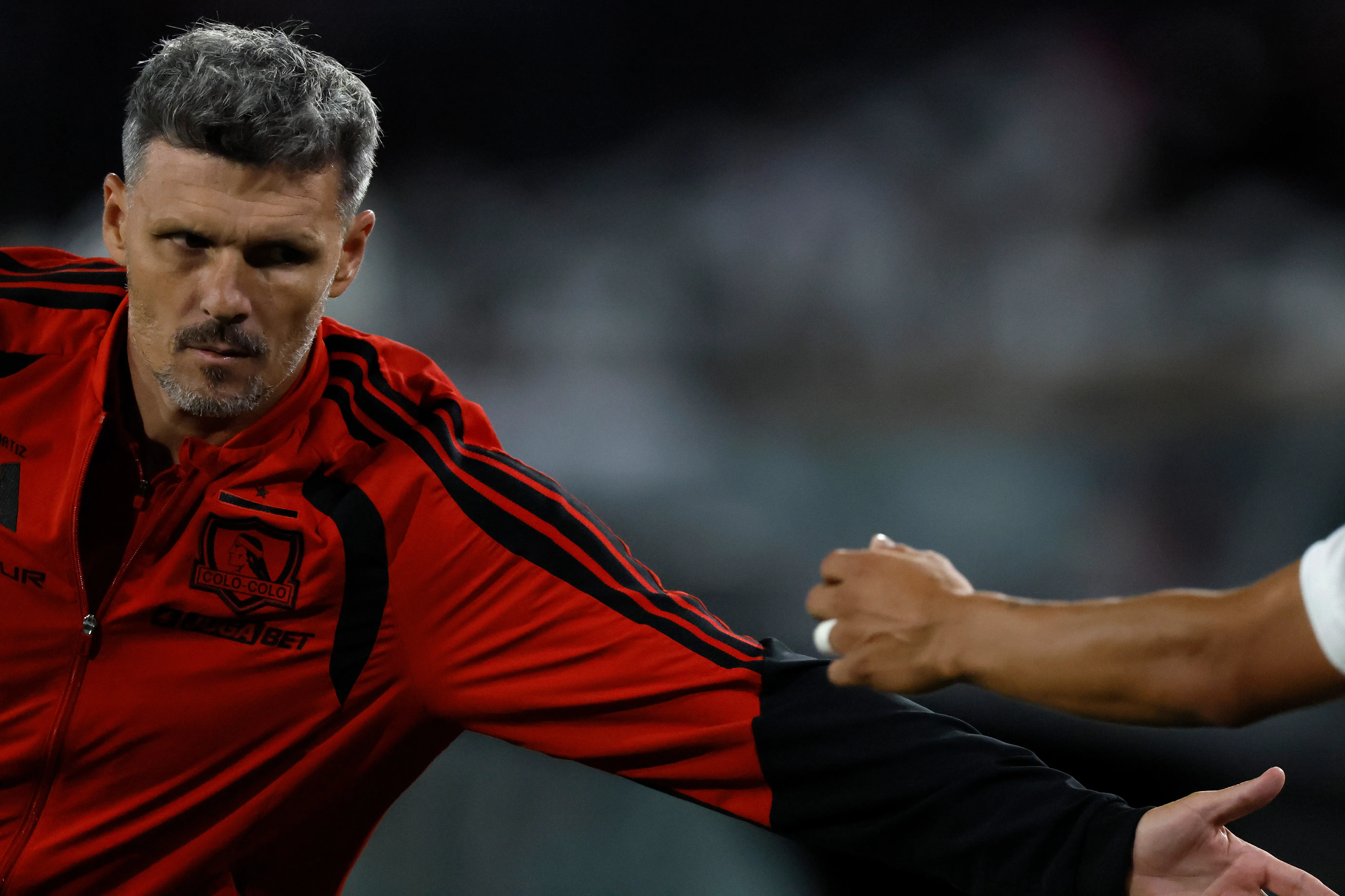 Vladimiro Mimica pide intervención en la relación entre Fernando Ortiz y Arturo Vidal. (Foto: Andrés Piña/Photosport)