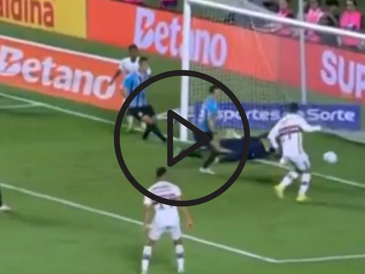 VIDEO: El increíble fallo de Tapia que se hace viral en Brasil