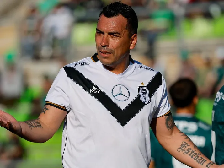 Paredes recibe duro golpe en su etapa como DT: comunicado lo deja expuesto