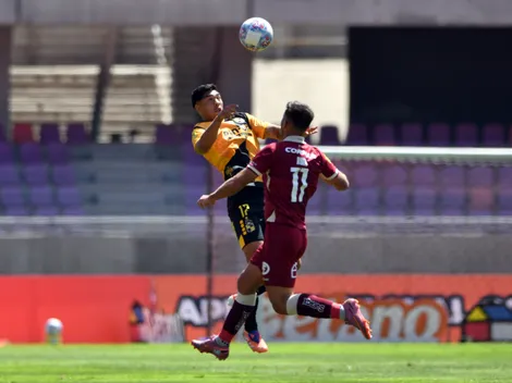 Coquimbo Unido sigue mandando en la región: Vence a La Serena con gol de Camargo