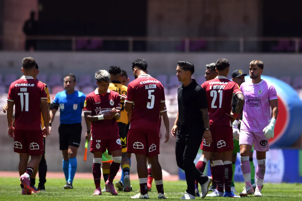 En La Serena hay descontento por el arbitraje | Foto: Photosport