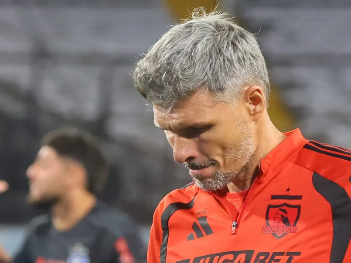 Tras duro informe arbitral: Ortiz pierde a importante pieza en Colo Colo para el Superclásico