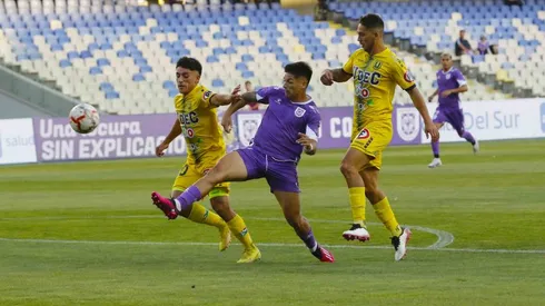 Universidad de Concepción y Deportes Concepción se miden en el Ester Roa.