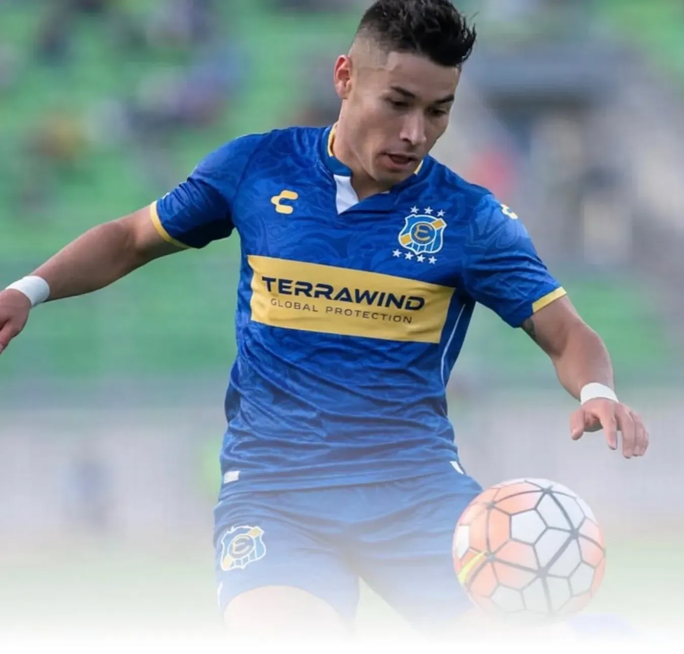 Rodolfo Moya calienta los ánimos