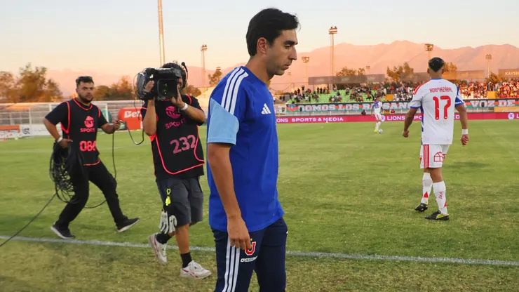 Francisco Meneghini fue duramente criticado por su última decisión en Universidad de Chile.