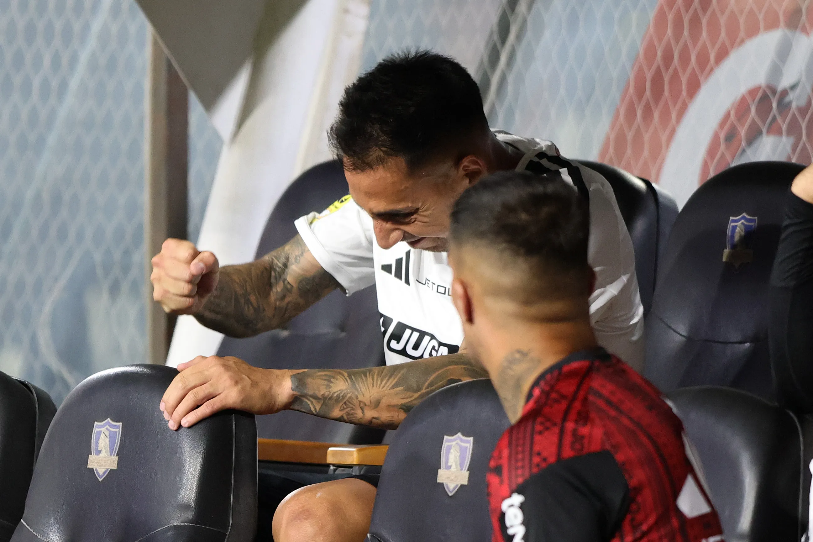 Javier Correa salió muy enfadado tras lesionarse en Colo Colo vs. La Calera. (Foto: Felipe Zanca/Photosport)