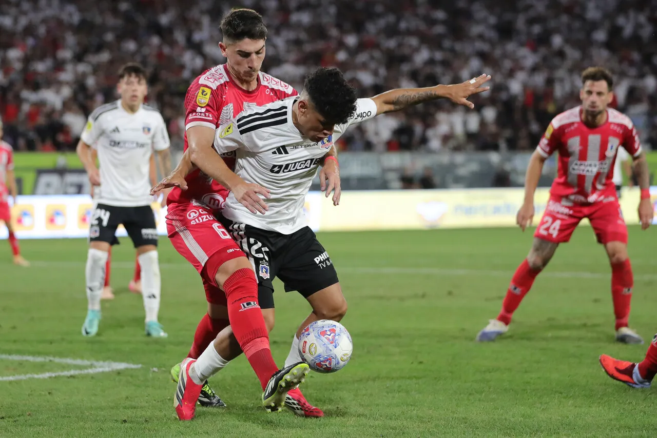 Aquino quedó al debe en Colo Colo. | Foto: Photosport