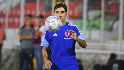 A pesar de la decisión de Francisco Meneghini, este jugador no descansa en Universidad de Chile.