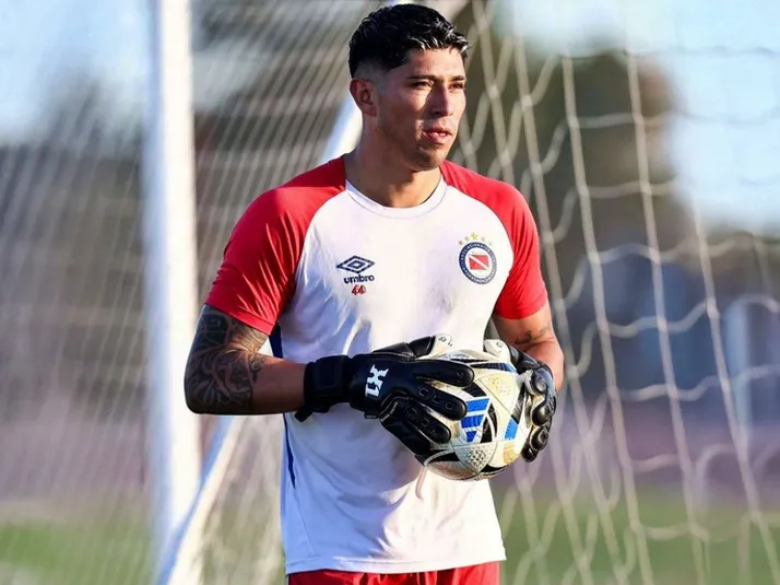 Brayan Cortés enamora a la prensa argentina