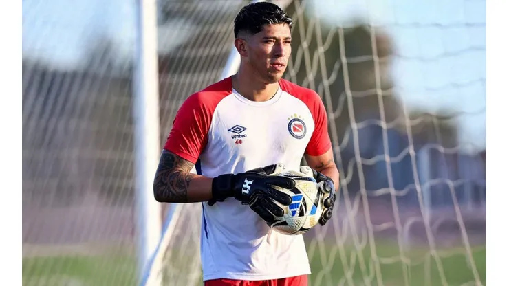 Prensa argentina alaba a Brayan Cortés.
