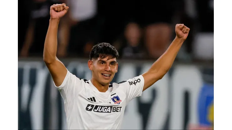 Yastin Cuevas le entrega una gran noticia a Fernando Ortiz