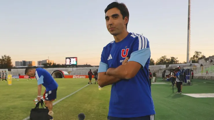 Francisco Meneghini excluye a dos refuerzos de la U del duelo ante Deportes Limache.