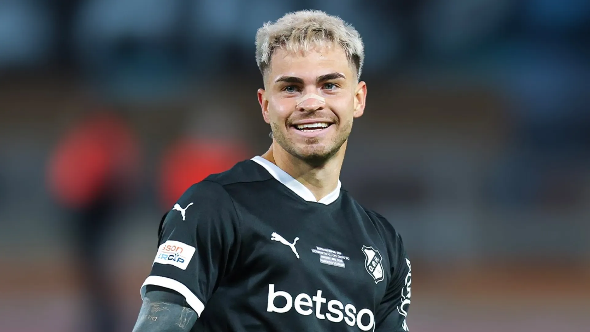 Thiago Nuss no llega a Colo Colo tras confirmación de Aníbal Mosa (Photosport).