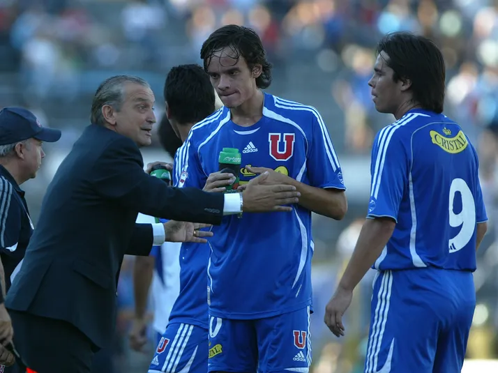 Entrevista a Salvador Capitano: "Hubo un jugador de la U que no fue profesional"