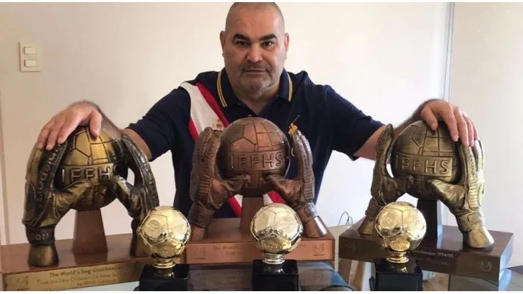 El reconocido exportero de Paraguay se refirió a la defensa del francés sobre Vinícius Junior.